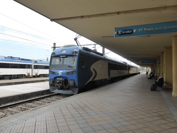 2-Chile-Chillán-to-Talca-Train.JPG Chile Chillán to Talca Train