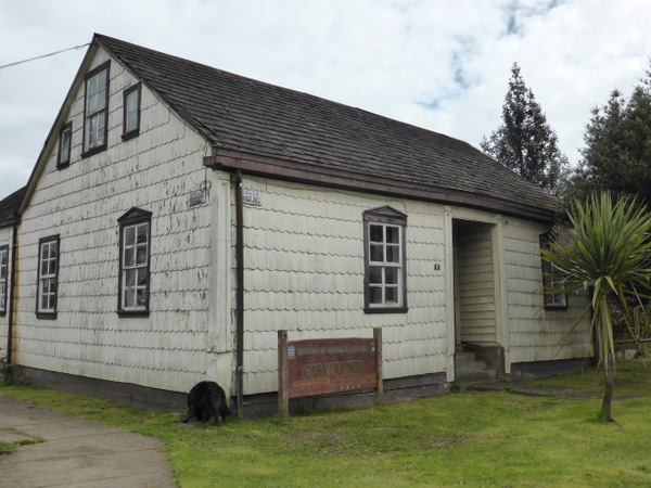 Chile Puerto Varas House
